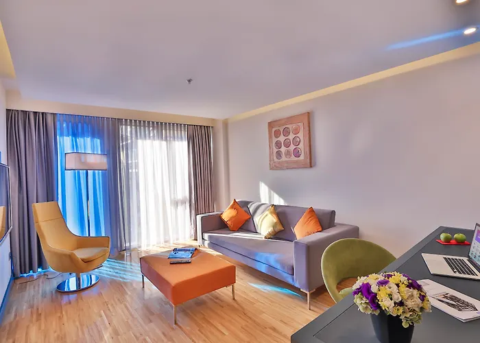 Business Life Hotel