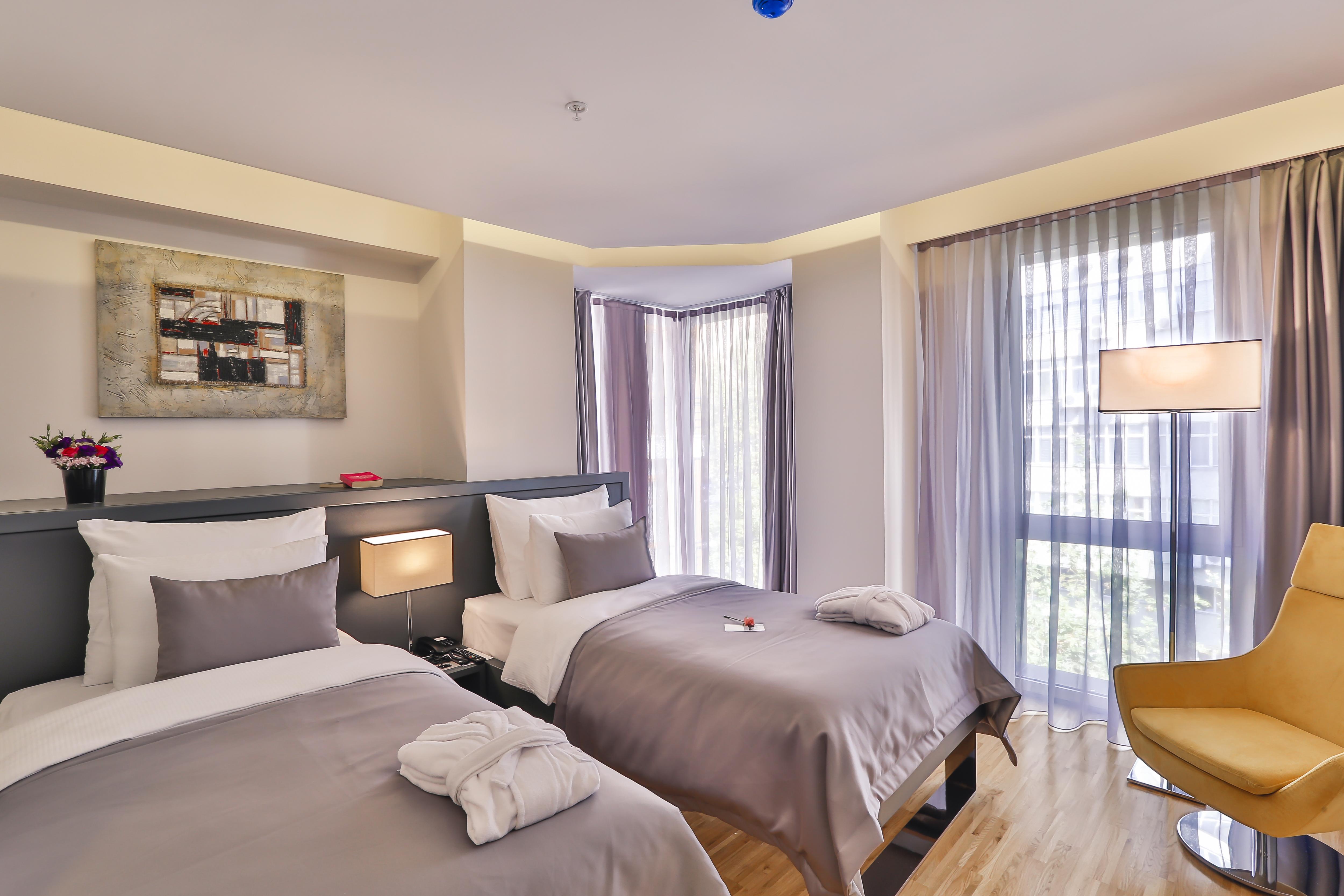 Business Life Отель 4*